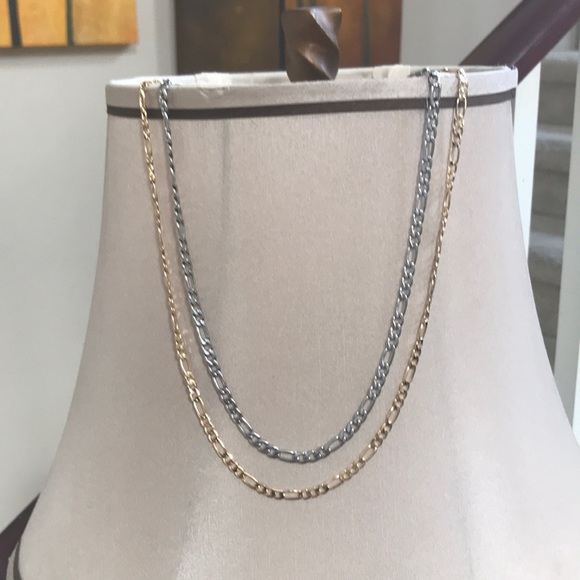 Costume Figaro chains…Silver 22”x4.5mm @.045oz., Gold 24”x4.5mm @.035 oz (171) - Picture 1 of 3